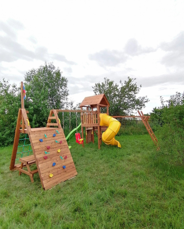 Детский городок Выше всех Маугли со спиральной горкой