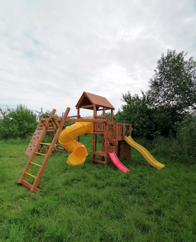 Детский городок Выше всех Маугли со спиральной горкой