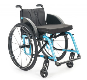 Кресло-коляска МЕТ МК-240 для активных пользователей, ширина сиденья 43 см