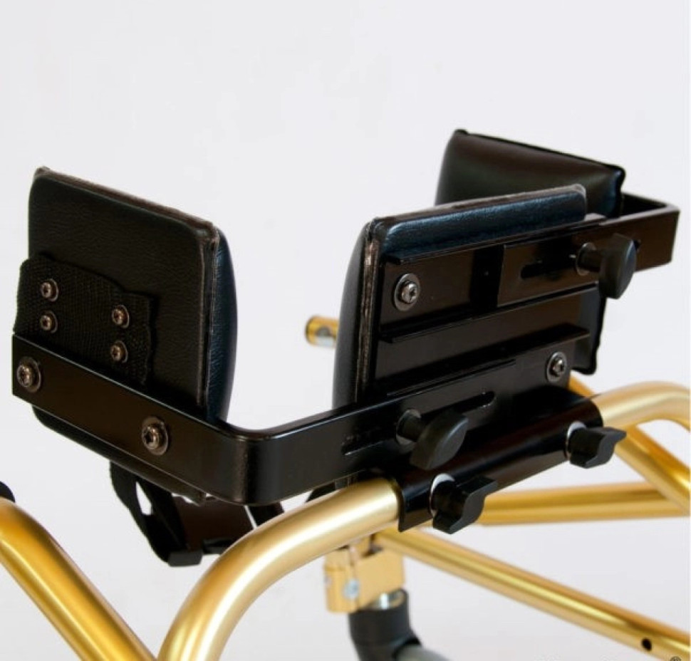 Ходунки на 4-х колесах для детей больных ДЦП Мега-900