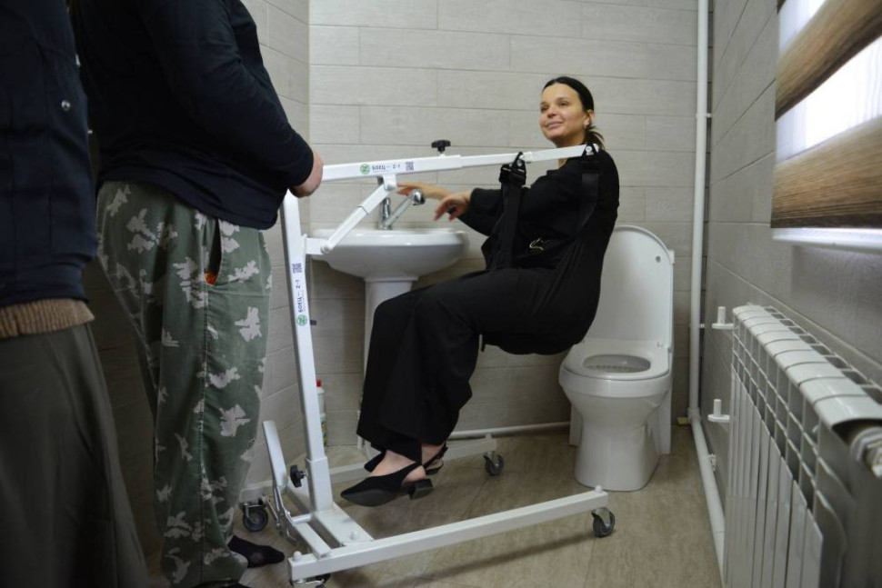 Механический универсальный подъемник для инвалидов Боец Z-1