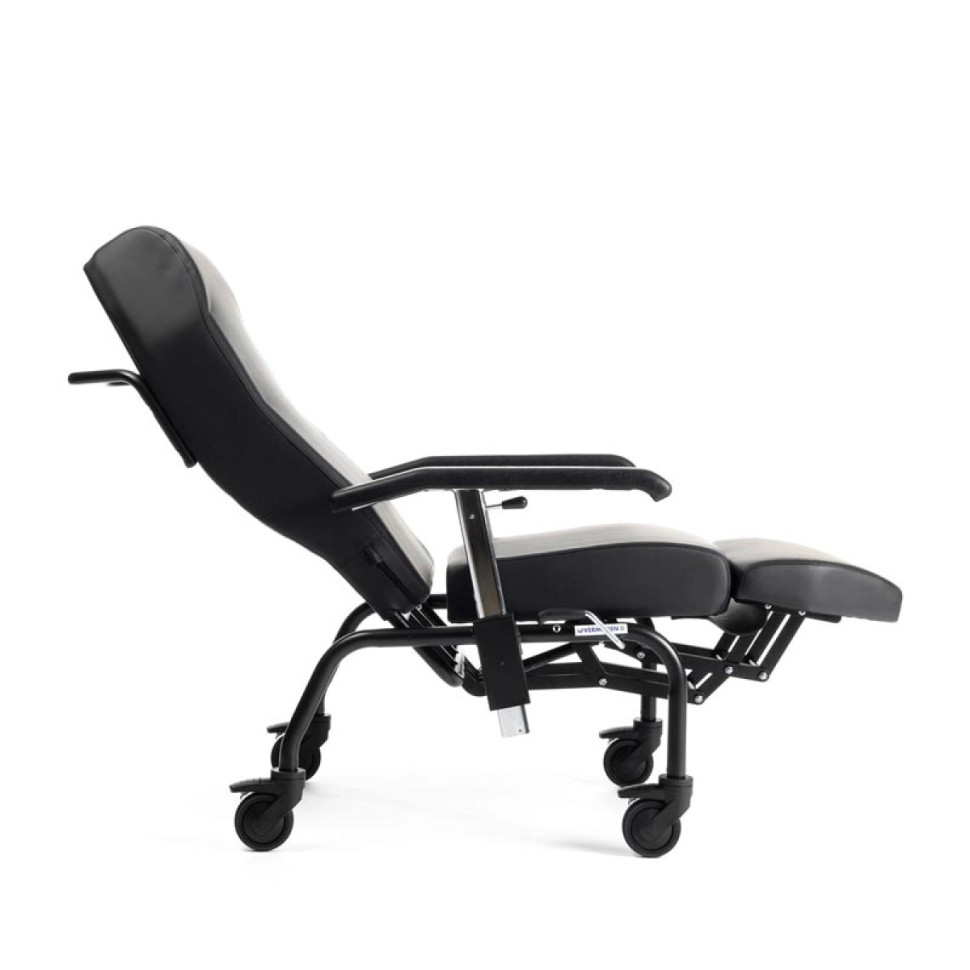 Кресло-стул повышенной комфортности Normandie на колесах