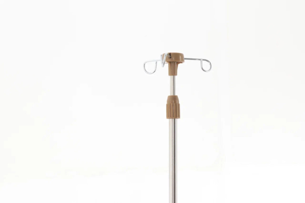 Кровать для лежачих больных с матрасом BELBERG Dana (ЛДСП, светло-коричневый)