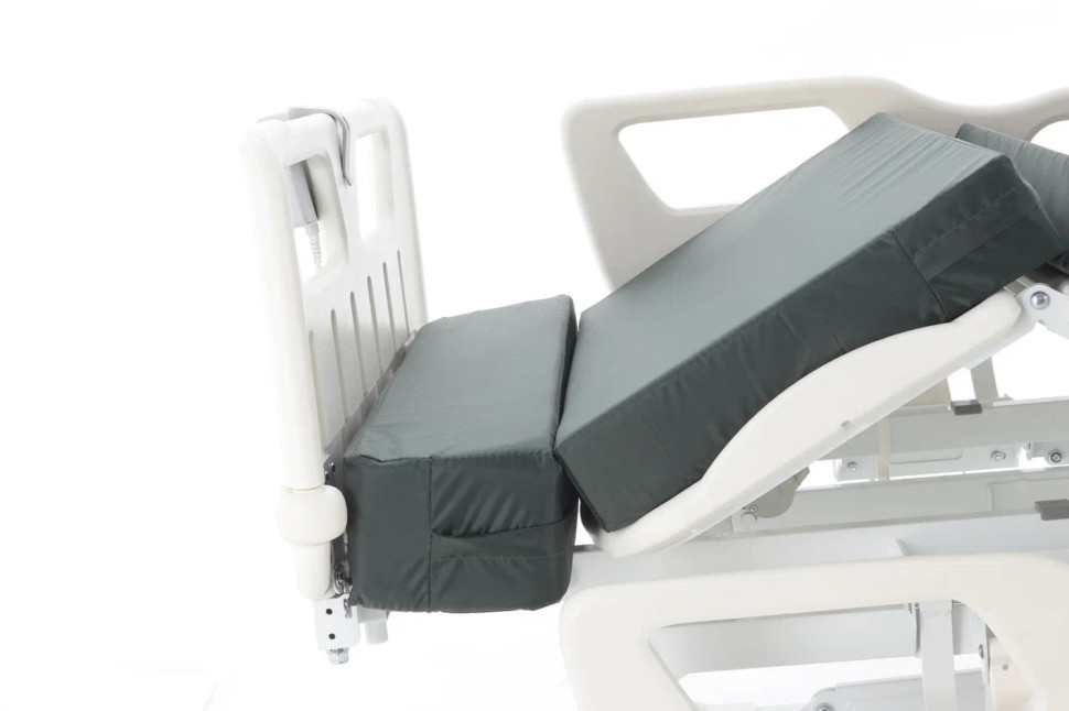 Кровать электрическая реанимационная MED-MOS DB-4 (02) (ABS, матрас, 4 секции,удл.)