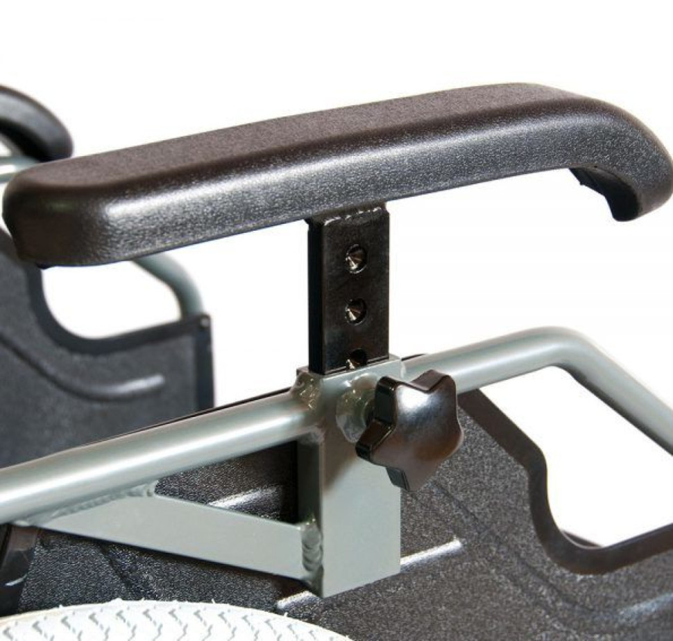 Кресло-коляска Оптим FS957 LQ-46 алюминивая