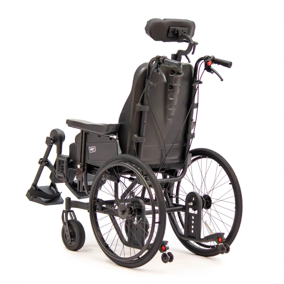 Кресло-коляска механическая MET ECLIPSE A оснащена абдуктором