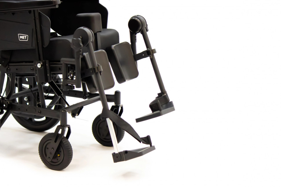 Кресло-коляска механическая MET ECLIPSE B оснащена абдуктором