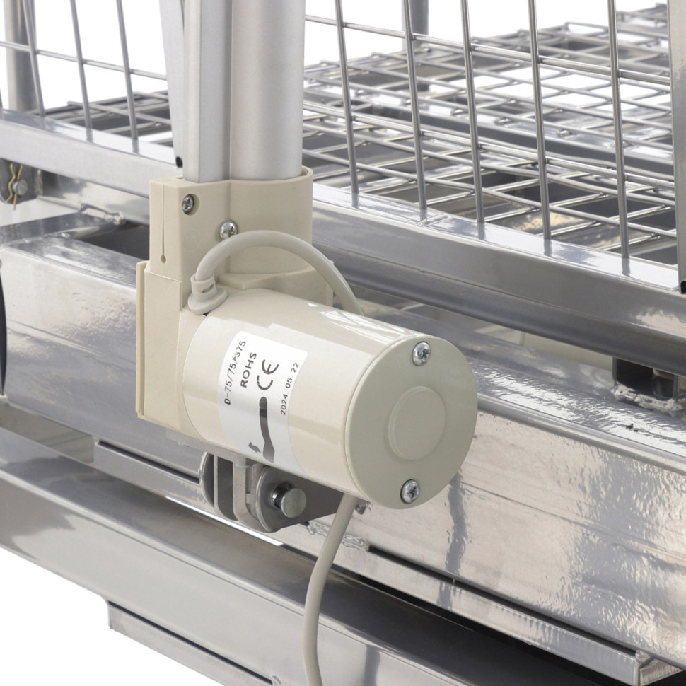 Кровать электрическая MED-MOS DB-2B с поворотным креслом в правую сторону (светлое дерево)