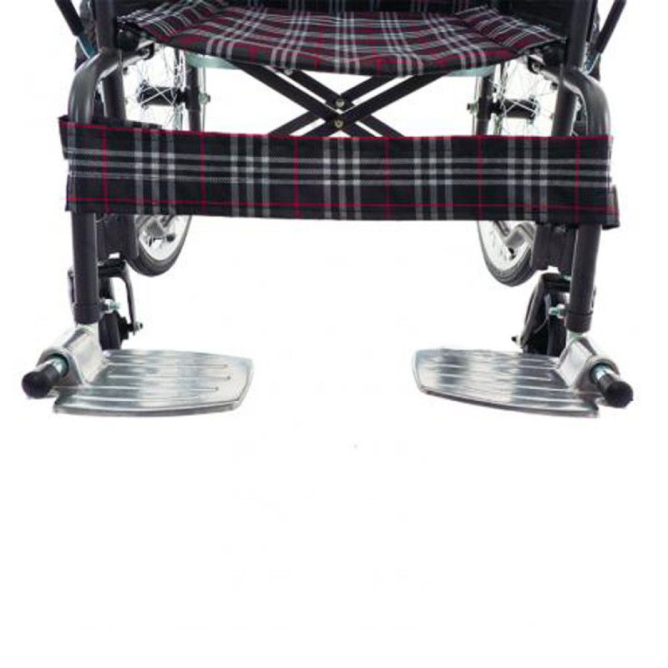 Кресло-коляска механическая MK-300 (FS868) пневмо колеса, с тормозами для сопровождающего (46 см)