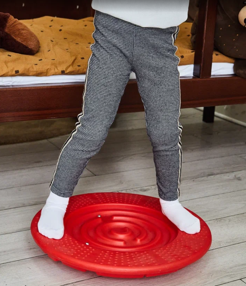 Балансир с лабиринтом BelbergKids