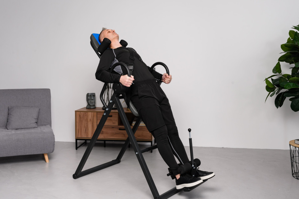 Инверсионный стол для дома UNIXFIT IV-150S