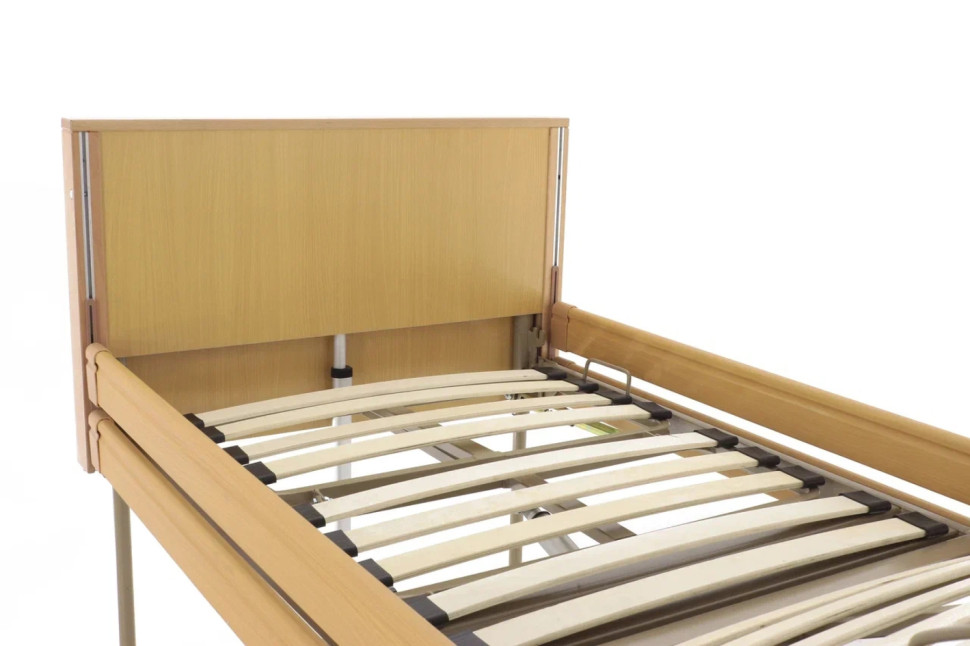 Кровать для лежачих больных электрическая MED-MOS YG-1 (ЛДСП св.дер., 2В, 4 секции, матрас , Т/АТ, ДЛ)