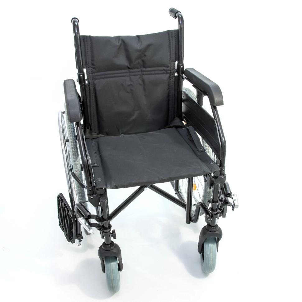 Кресло-коляска механическая FS908AQ (литые колеса), 46 см