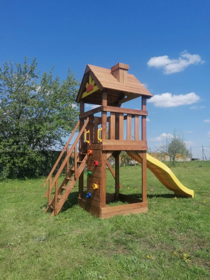 Детский городок Выше всех Теремок
