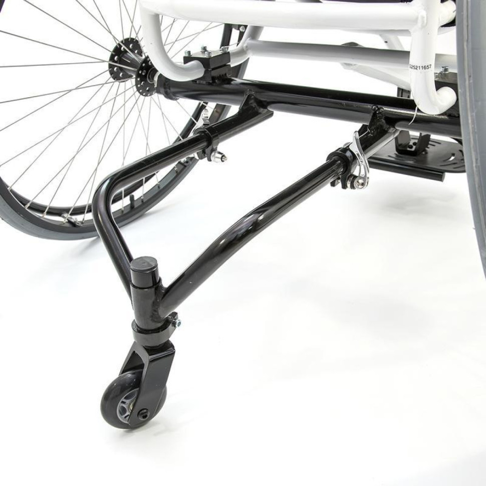 Кресло-коляска для тенниса FS 785 L