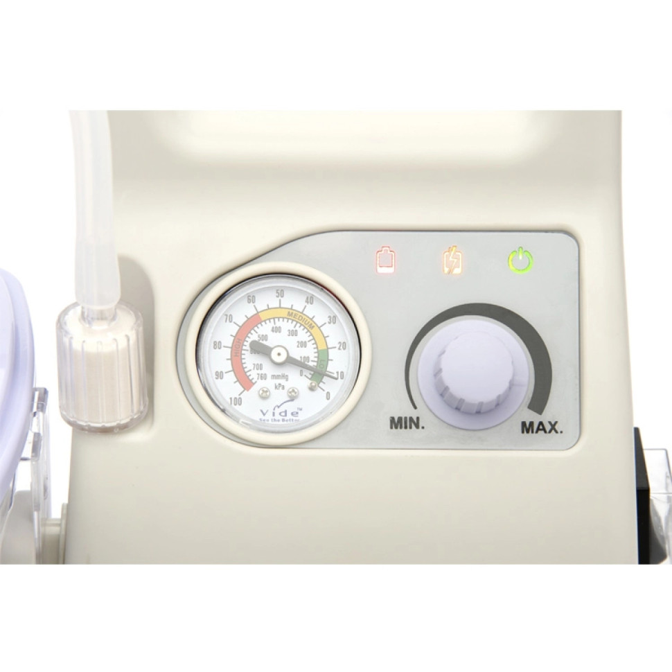 Отсасыватель хирургический MET VIAN (18977) в сумке с аккумулятором