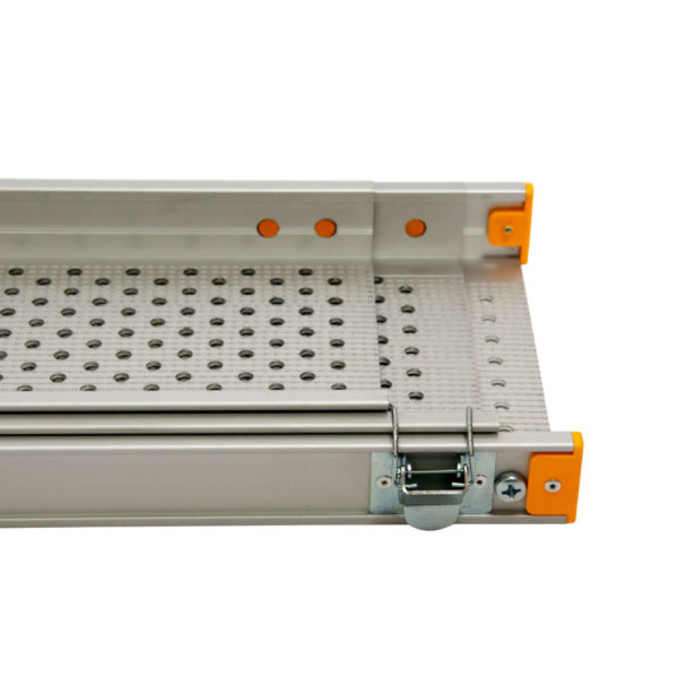 Пандус телескопический 3-секционный Мега 3ПТ2-180 с перфорацией