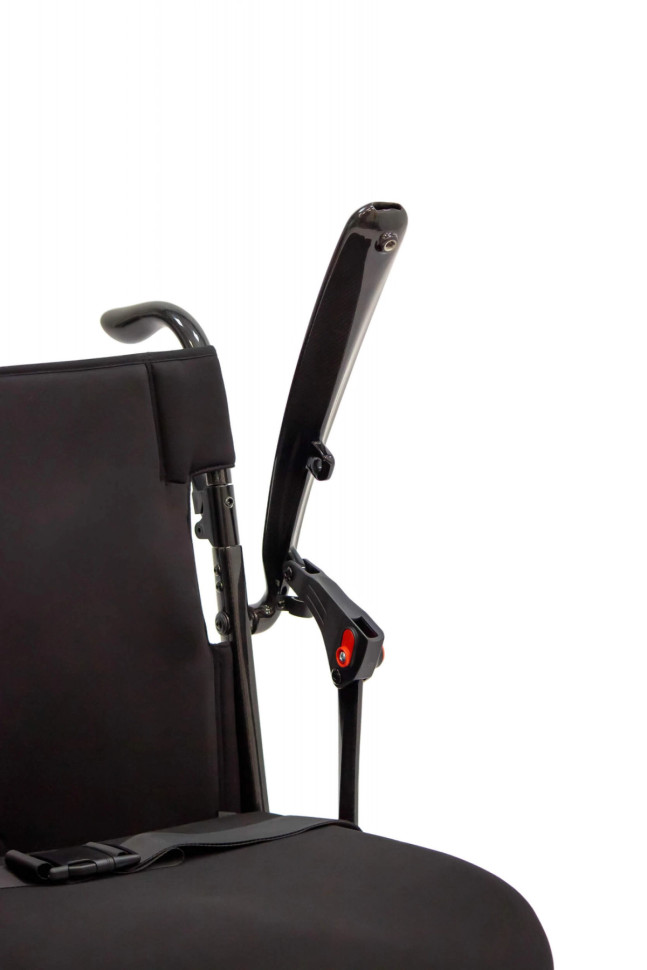 Кресло-коляска электрическая МЕТ CARBONYX FLO