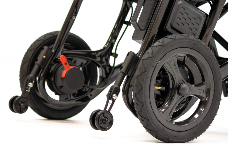 Кресло-коляска электрическая МЕТ CARBONYX FLO