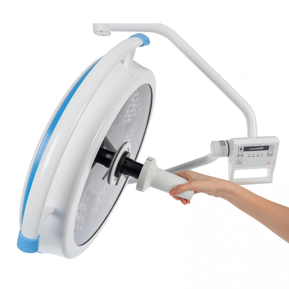 Светильник МЕТ 700/500 медицинский бестеневой с камерой 4К на отдельном кронштейне (19080)