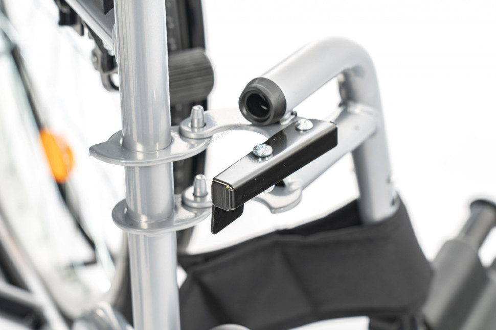 Кресло-коляска механическая МК-350 с транзитными колёсами, ширина сиденья 46 см