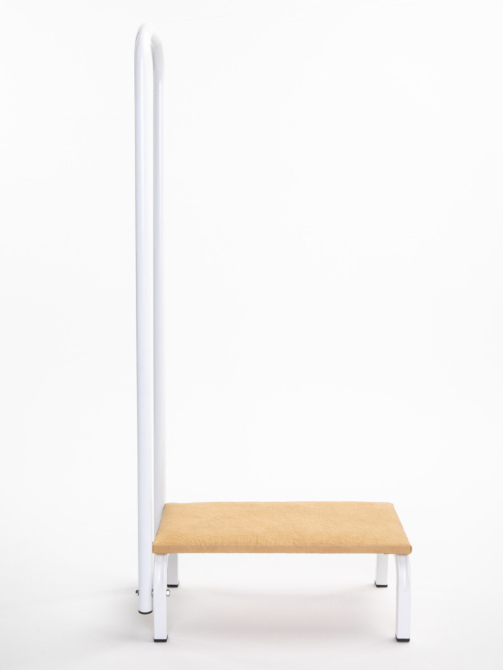 Ступень СТ-2 с поручнем Belberg для ванной комнаты (цвет бежевый)