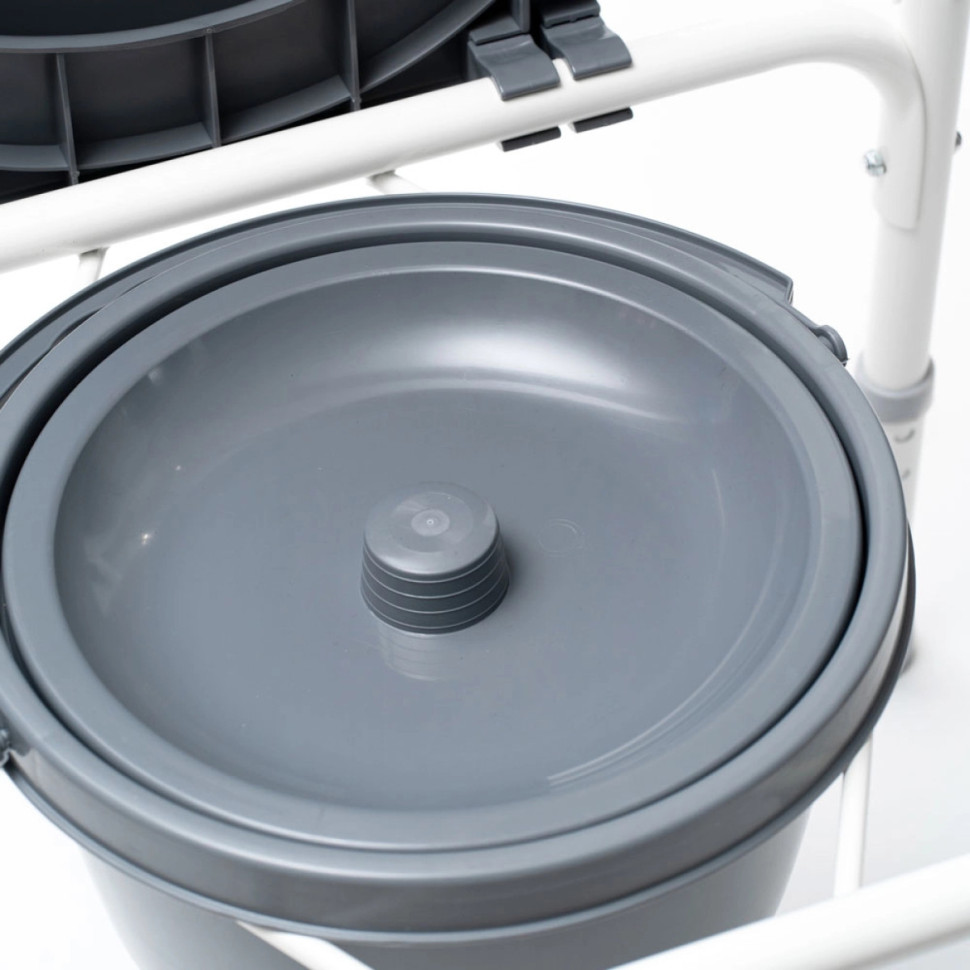 Кресло-туалет WC100